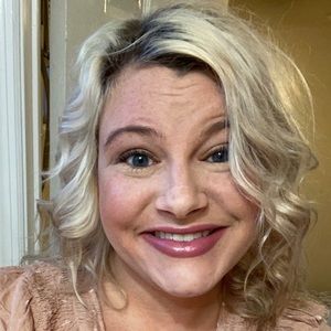 Meet your Posher, Mallory